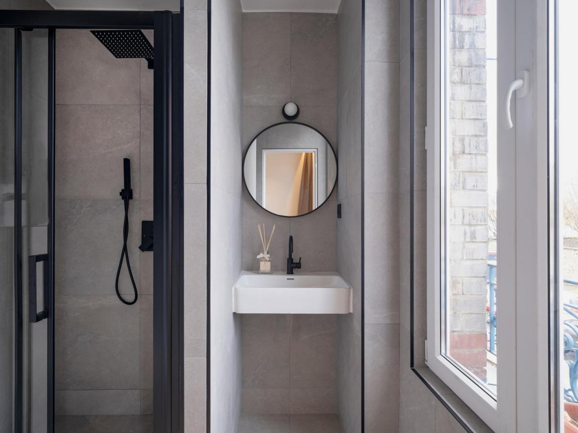 Charming Studio In Pantin Bagian luar foto